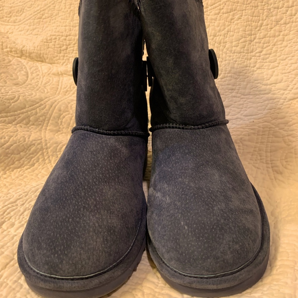 Lamo essential boots for women